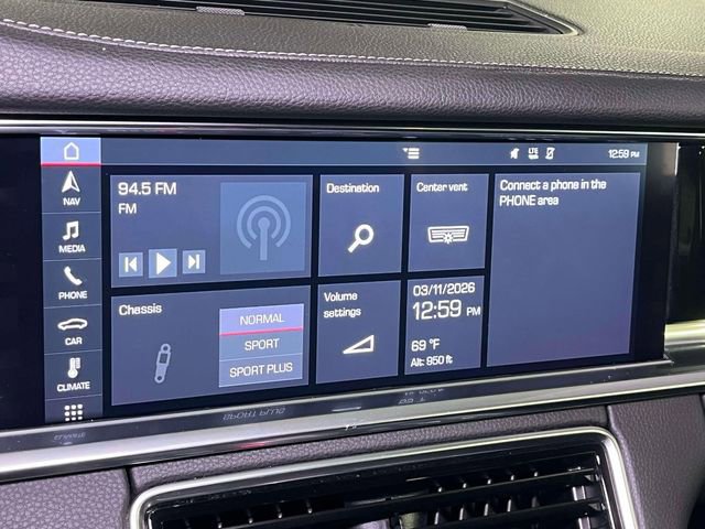 Used 2020 Porsche Panamera image 28