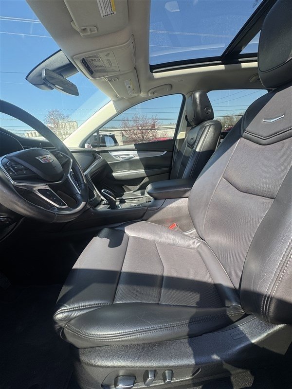 Used 2018 Cadillac XT5 Premium Luxury image 10