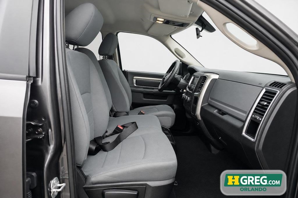 Used 2019 RAM 1500 Classic SLT RWD image 14
