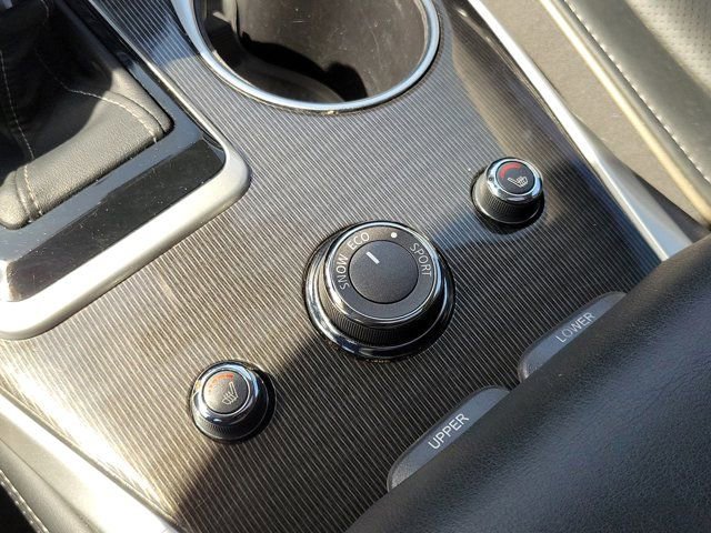 Used 2019 INFINITI QX60 Luxe w/ Essential Package image 31