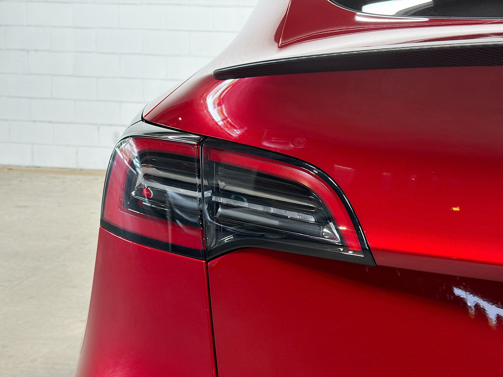 Used 2024 Tesla Model Y Performance AWD/4WD image 11