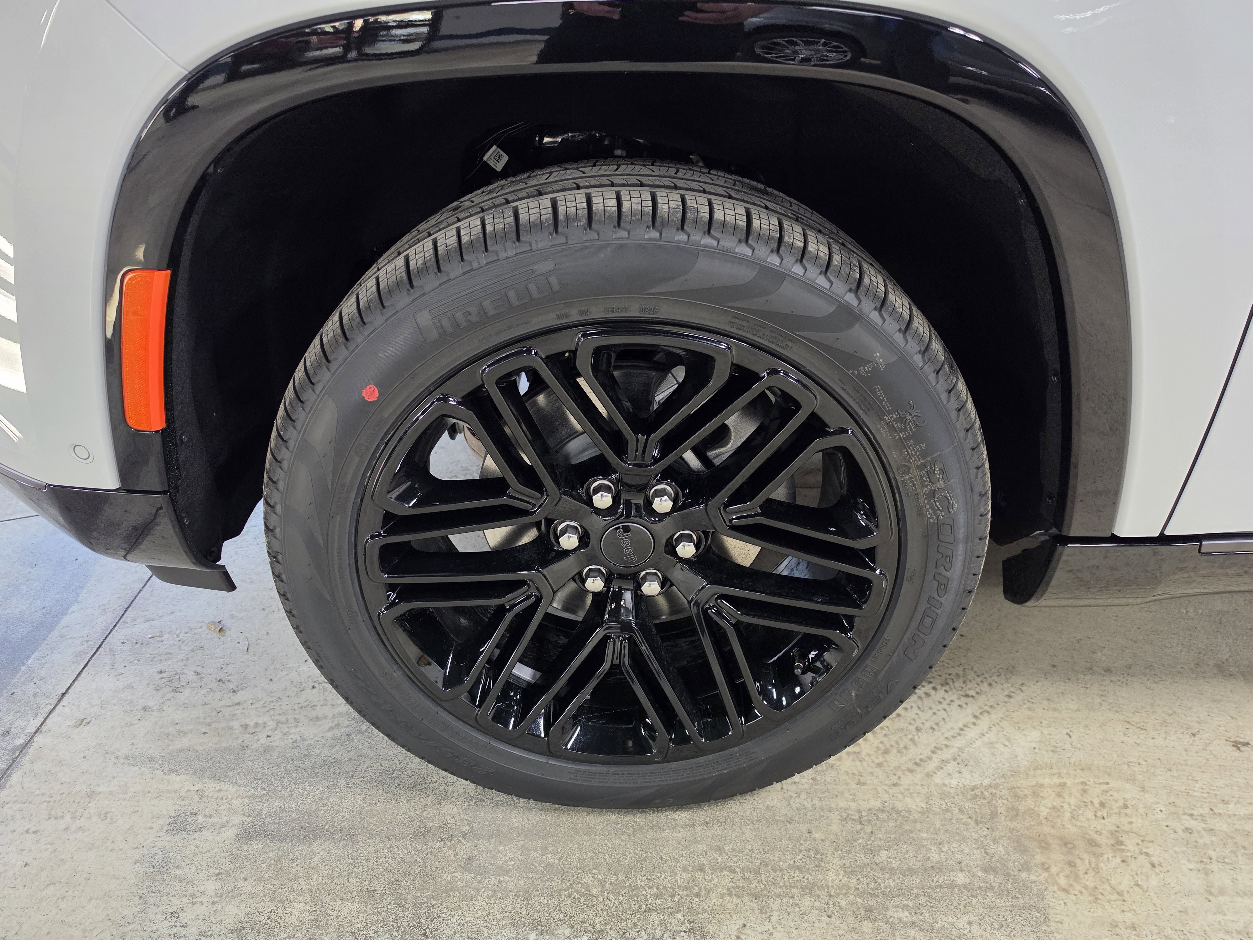 New 2026 Jeep Grand Wagoneer Limited AWD/4WD image 7