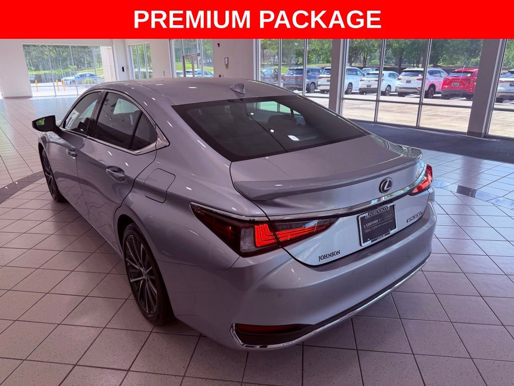 Certified 2025 Lexus ES 300h w/ Premium Package FWD image 5