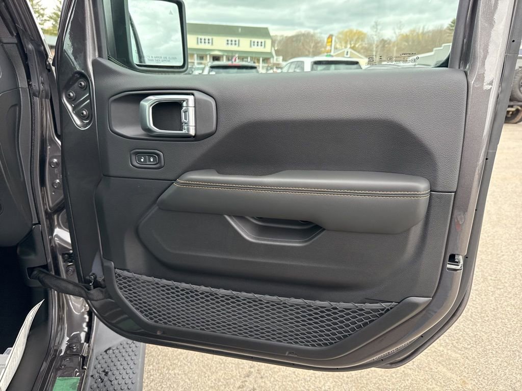 New 2026 Jeep Wrangler Sahara image 30