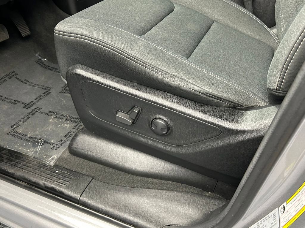 Used 2022 RAM 1500 Big Horn w/ Night Edition RWD image 15