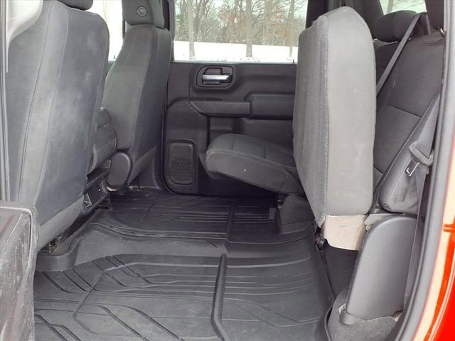 Used 2020 Chevrolet Silverado 2500 Custom w/ Custom Value Package image 12
