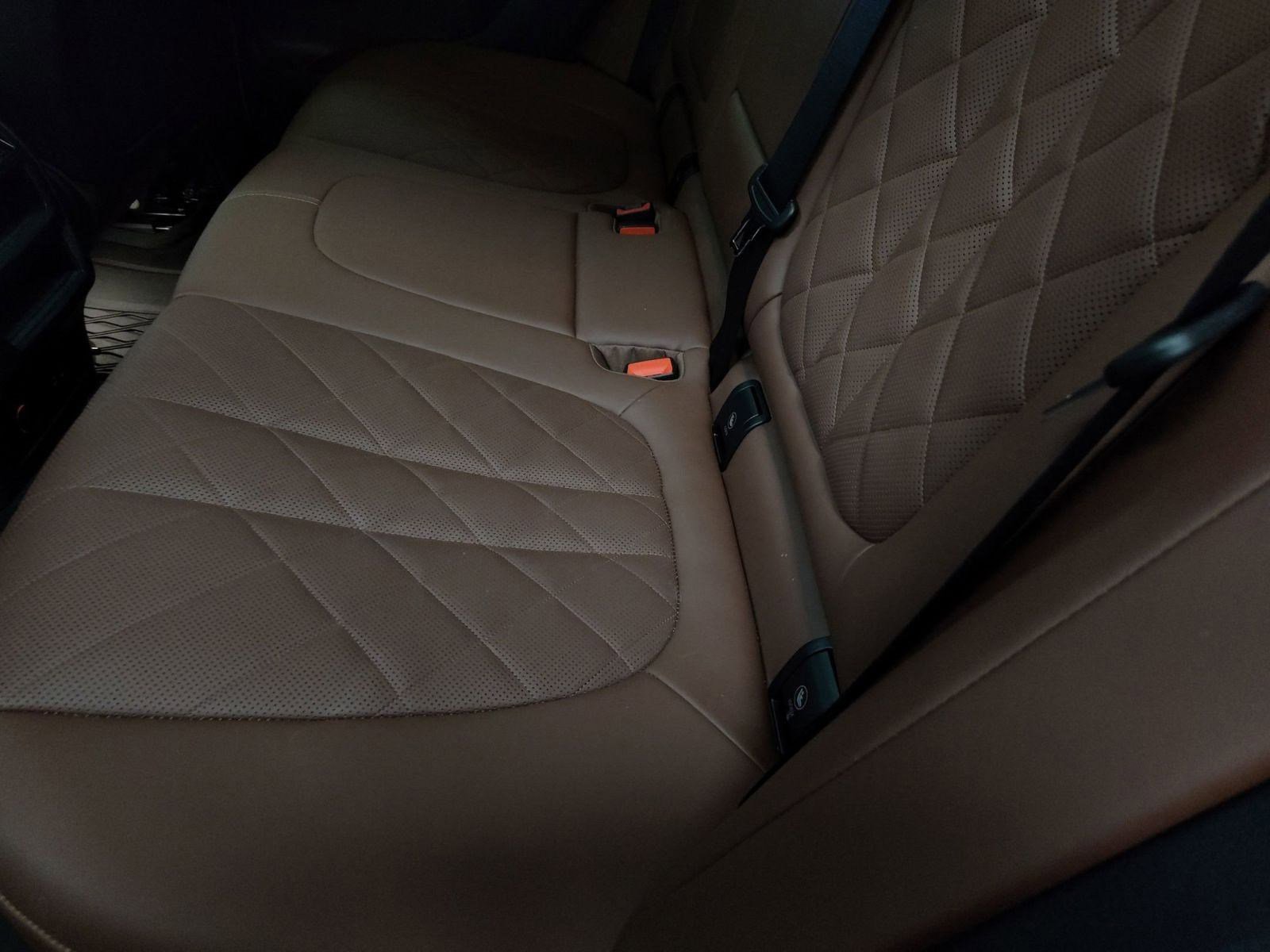 Used 2025 BMW X5 xDrive50e image 25