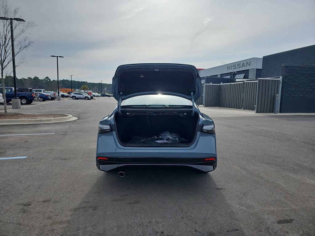 New 2026 Nissan Sentra SR w/ SR Premium Package image 15