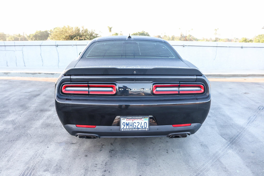 Used 2018 Dodge Challenger R/T Scat Pack RWD image 7