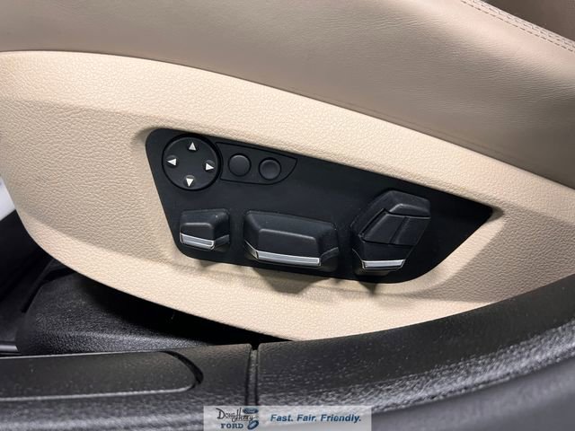 Used 2011 BMW 750i image 21