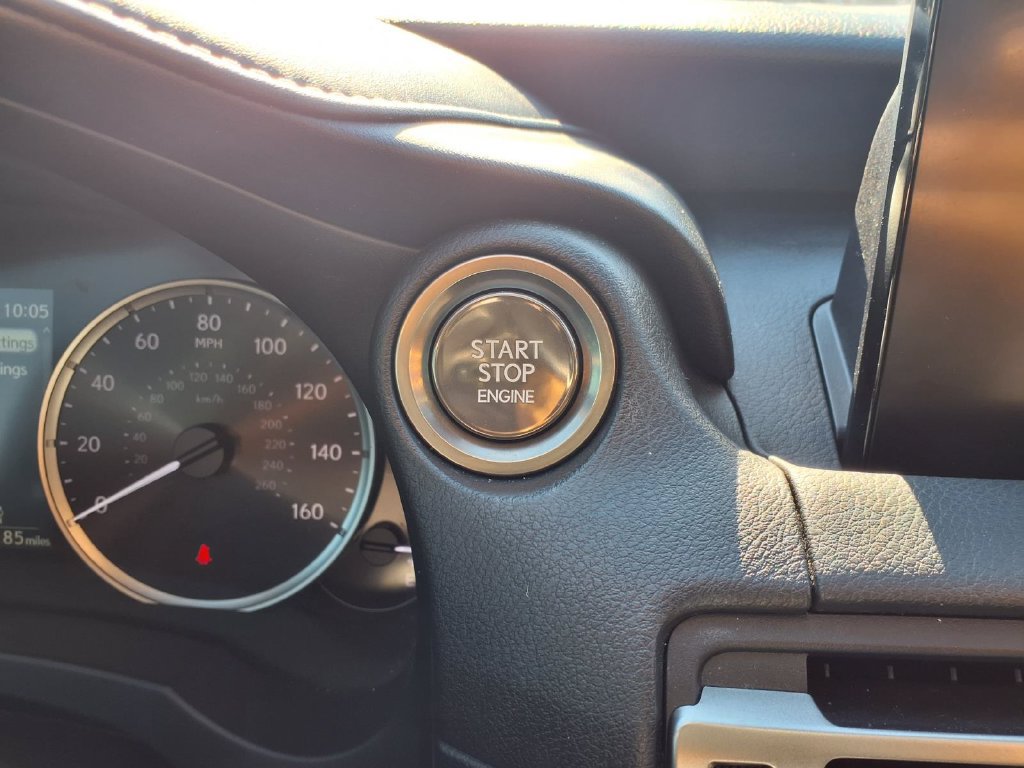 Used 2021 Lexus IS 300 w/ Comfort Package RWD image 11