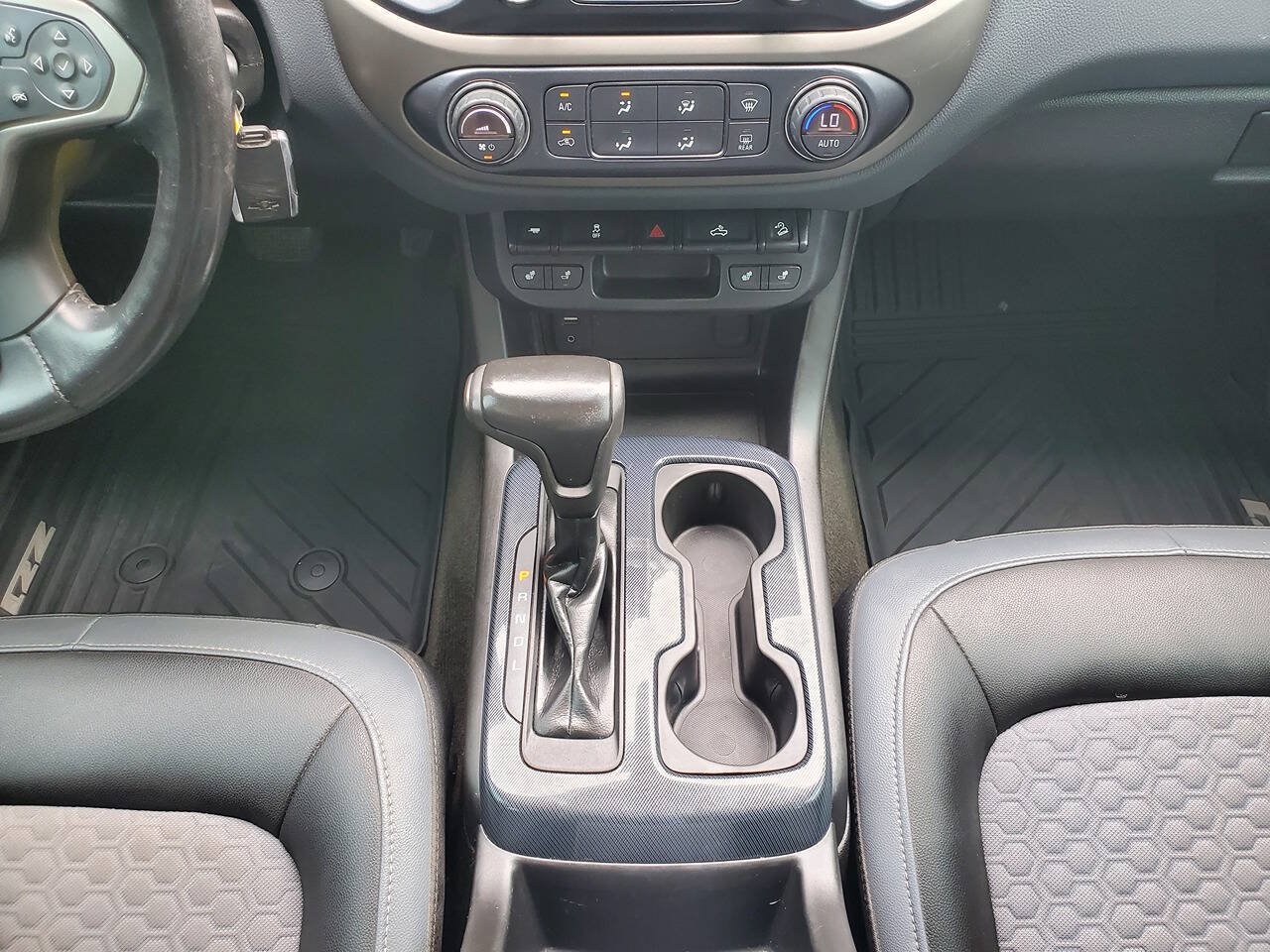 Used 2018 Chevrolet Colorado Z71 AWD/4WD image 17
