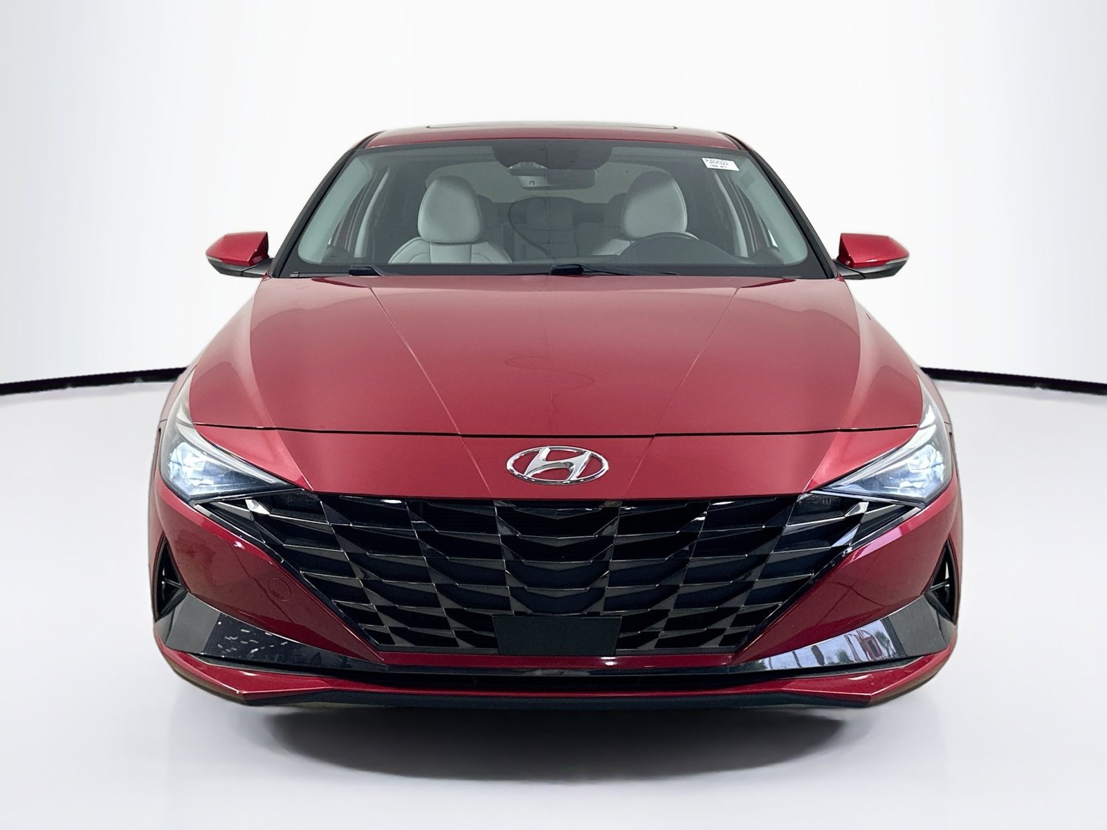 Used 2023 Hyundai Elantra Limited FWD image 2
