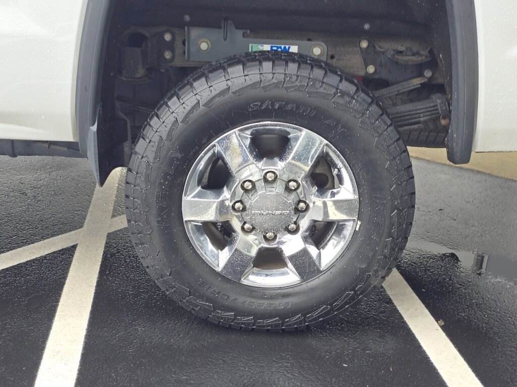 Used 2017 GMC Sierra 3500 Denali w/ Duramax Plus Package image 11