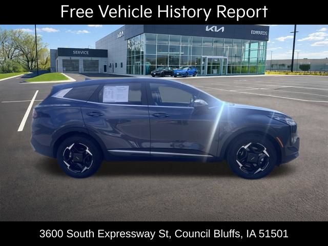 Used 2026 Kia Sportage EX FWD image 5
