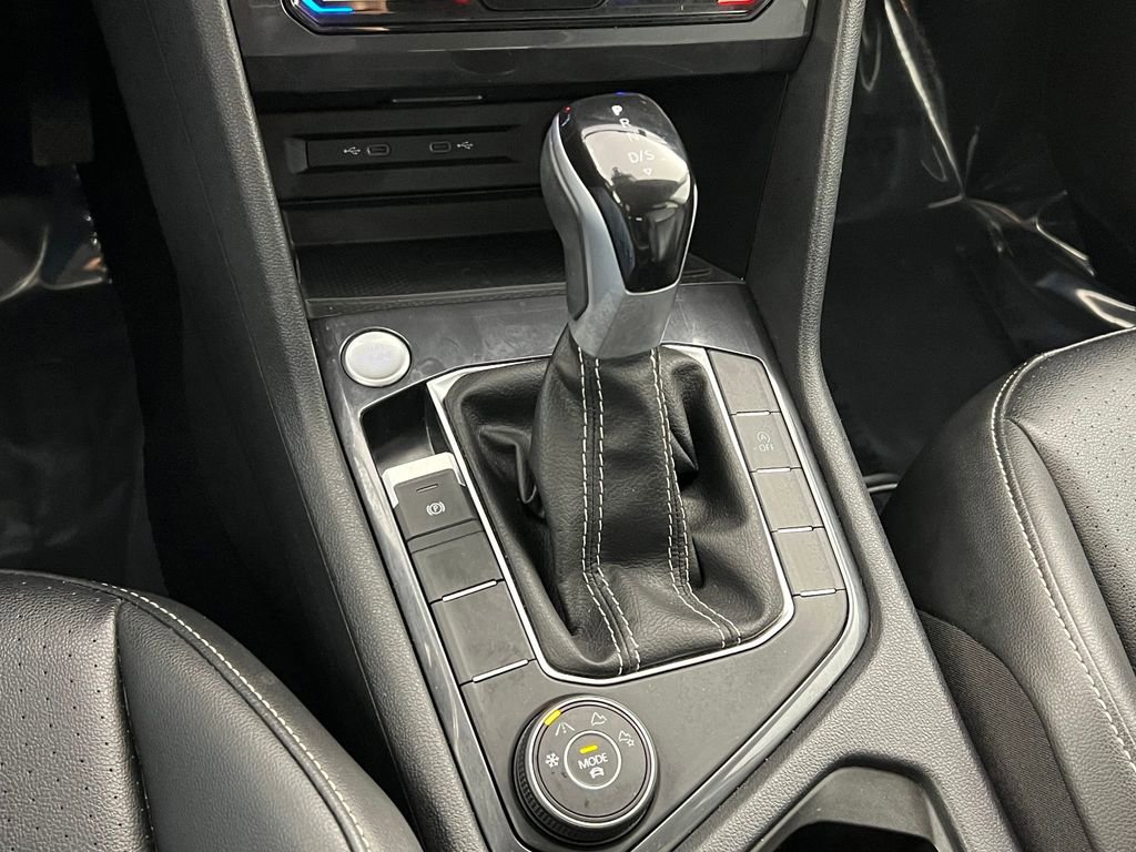 Used 2024 Volkswagen Tiguan SE image 22