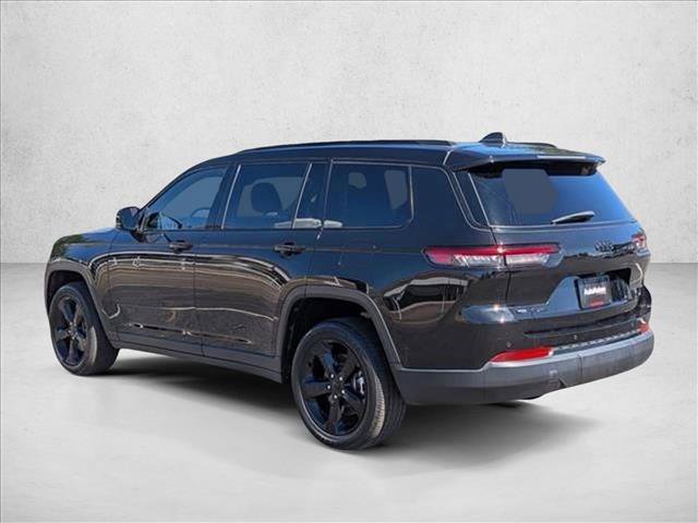 Used 2022 Jeep Grand Cherokee L Laredo image 7