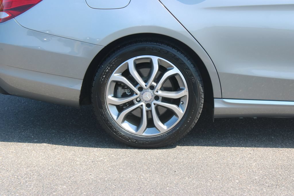Used 2016 Mercedes-Benz C 300 Sedan image 13
