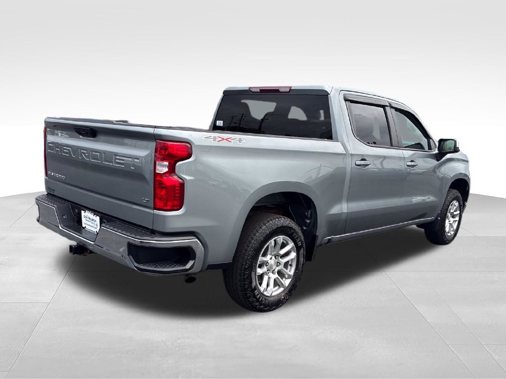 Used 2023 Chevrolet Silverado 1500 LT AWD/4WD image 5