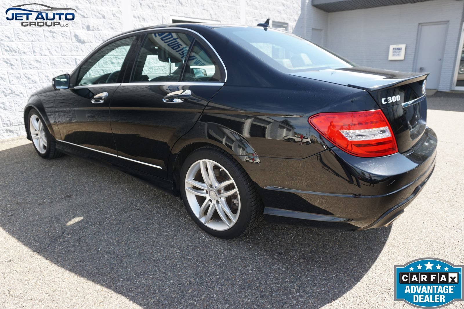 Used 2013 Mercedes-Benz C 300 4MATIC Sedan image 8