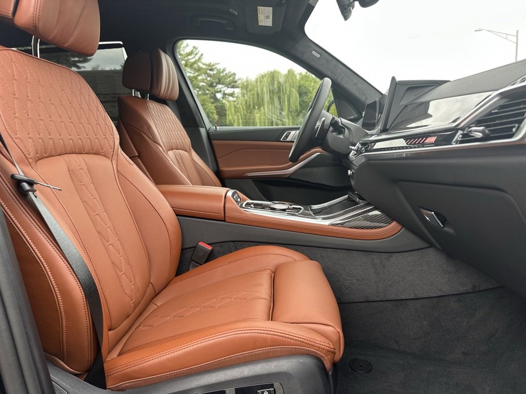 New 2026 BMW X7 M60i image 28