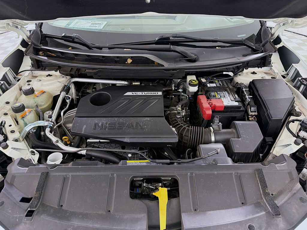 Used 2023 Nissan Rogue S image 30