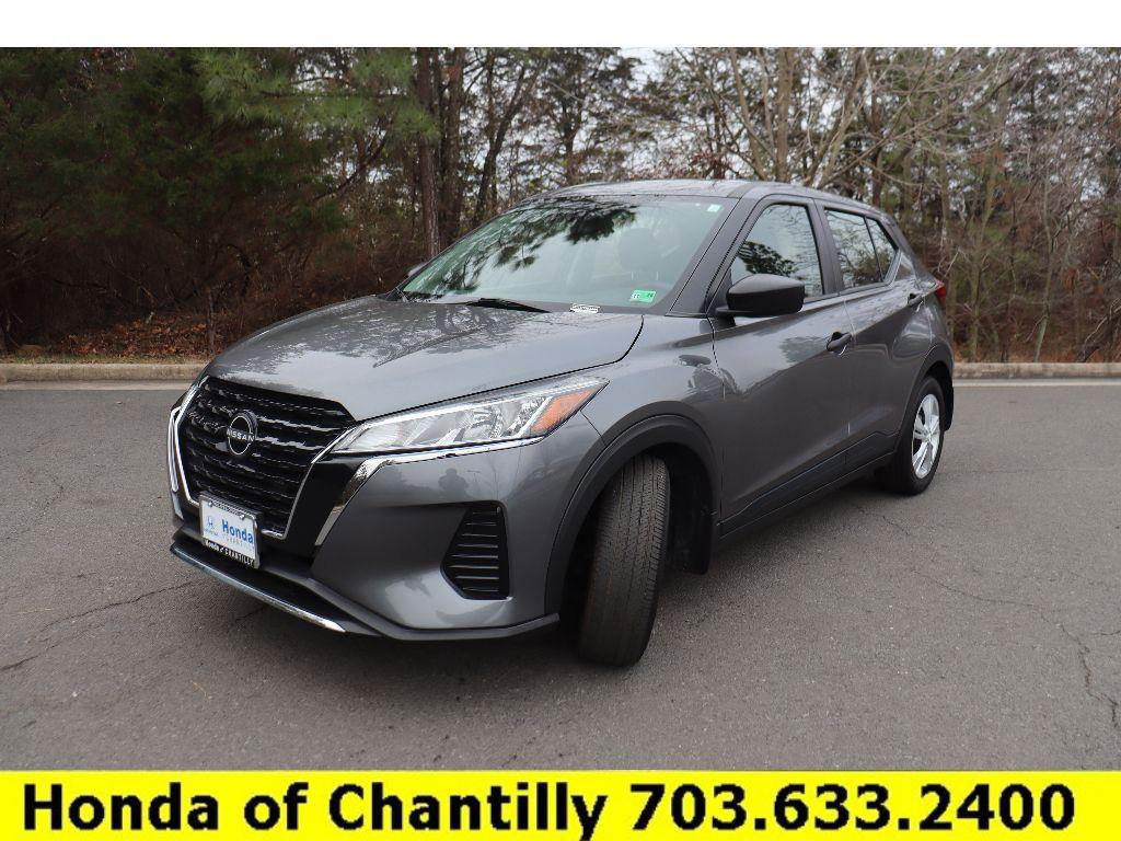 Used 2024 Nissan Kicks S image 3