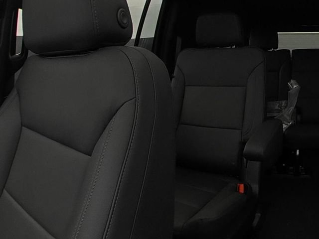 New 2026 Chevrolet Suburban LT w/ Comfort Package AWD/4WD image 37