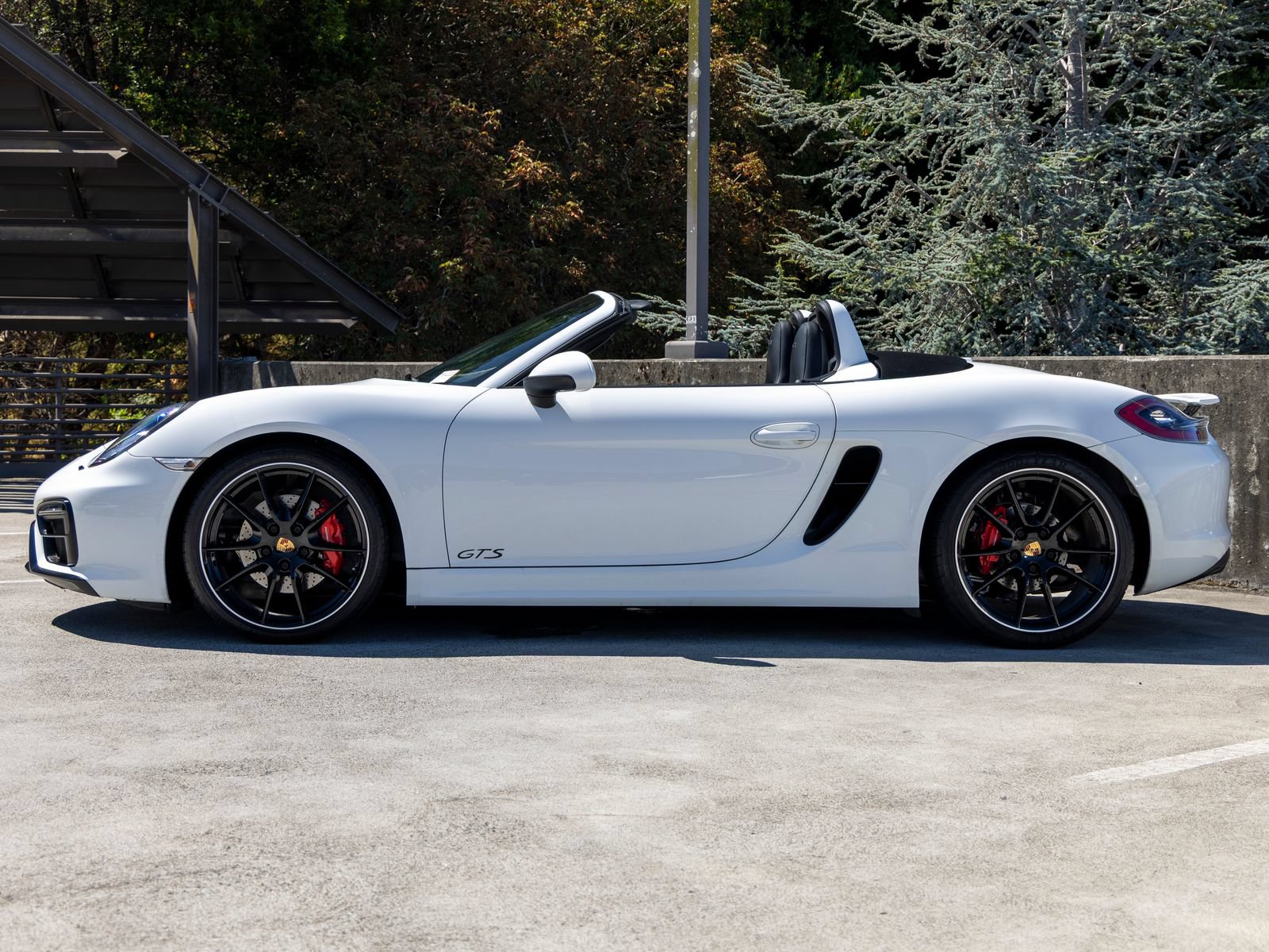 Certified 2015 Porsche Boxster GTS RWD image 2