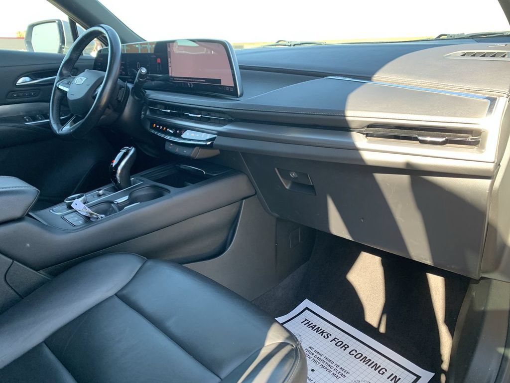 Certified 2024 Cadillac XT4 Premium Luxury FWD image 27
