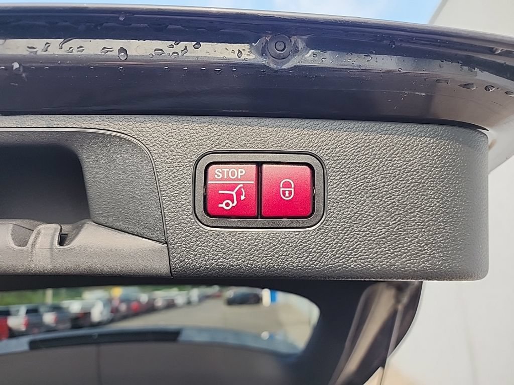 Used 2020 Mercedes-Benz GLC 43 AMG 4MATIC image 26