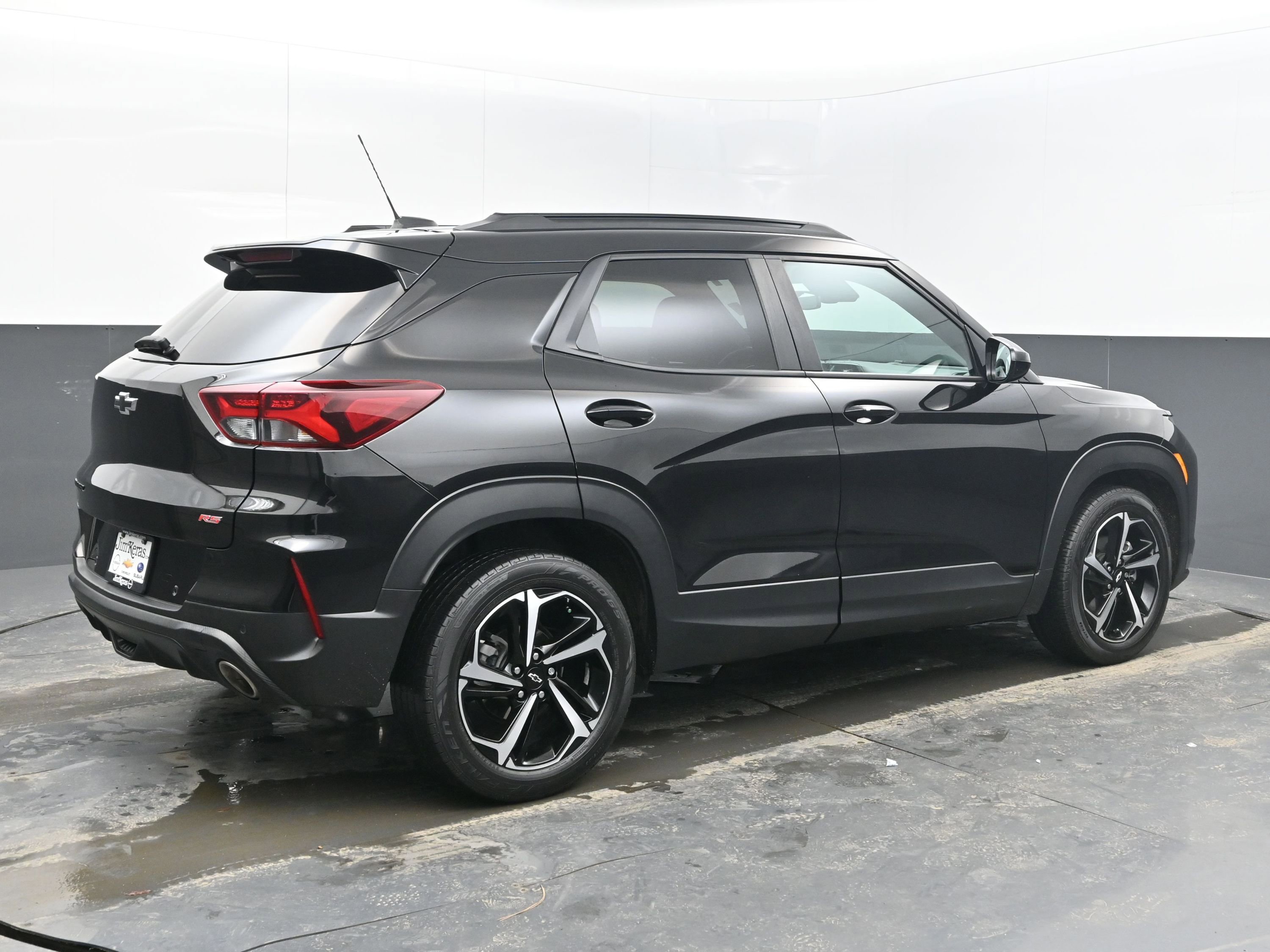 Used 2022 Chevrolet TrailBlazer RS w/ Sun and Liftgate Package image 7
