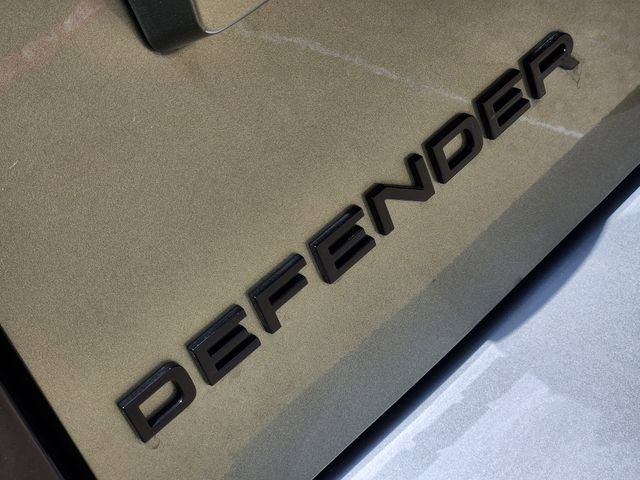 New 2025 Land Rover Defender 130 S image 8