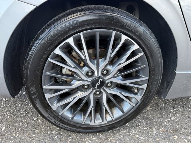 Used 2023 Kia Forte GT-Line w/ GT-Line Premium Package image 12