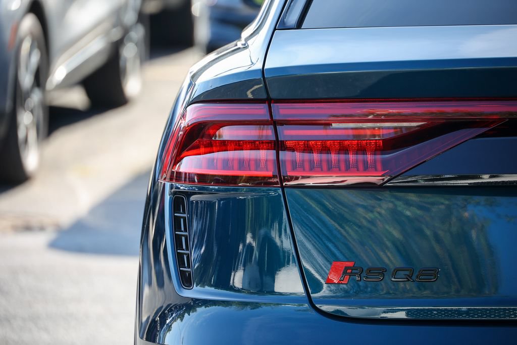 Used 2021 Audi RS Q8 w/ Black Optic Package AWD/4WD image 35