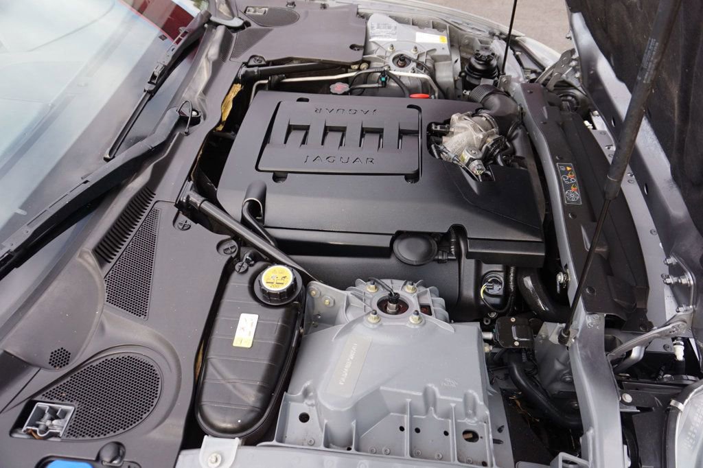 Used 2007 Jaguar XK Convertible RWD image 11