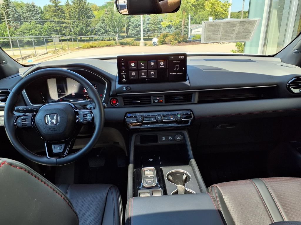 Used 2026 Honda Pilot Black Edition image 14