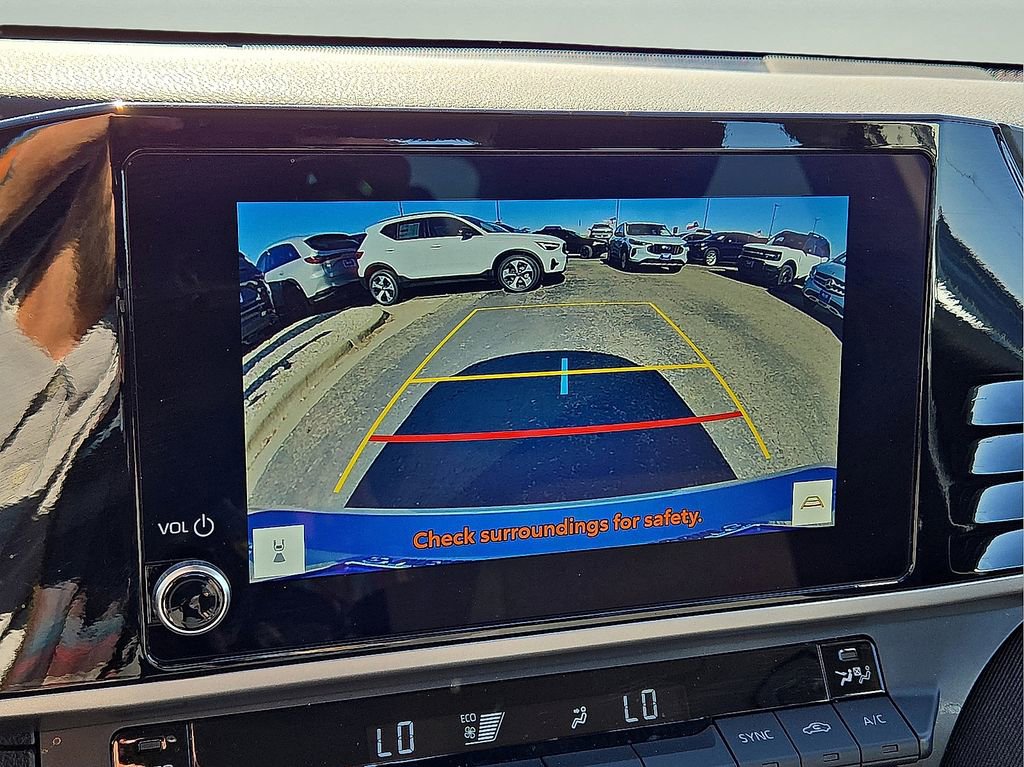 Used 2025 Toyota Camry LE image 29