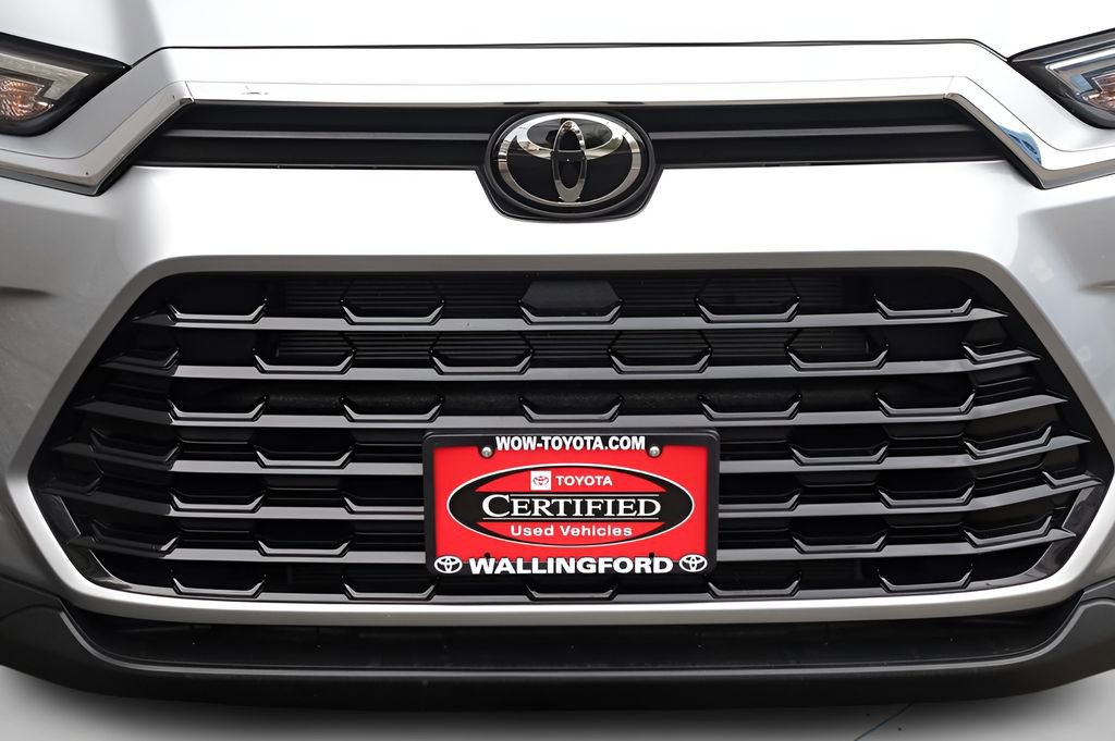 Certified 2025 Toyota Grand Highlander AWD image 8