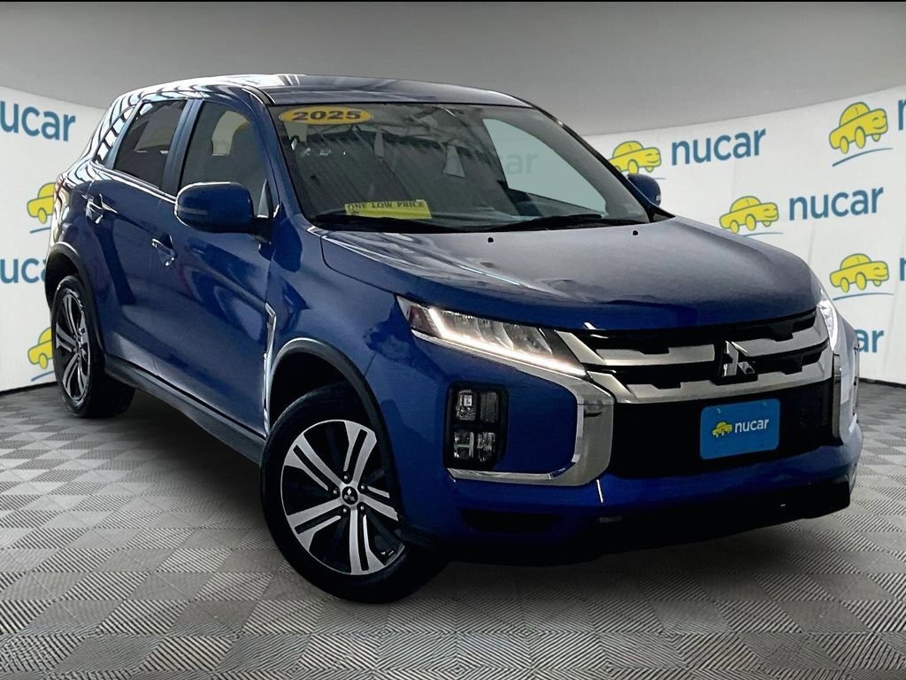 Used 2025 Mitsubishi Outlander Sport SE AWD/4WD image 1