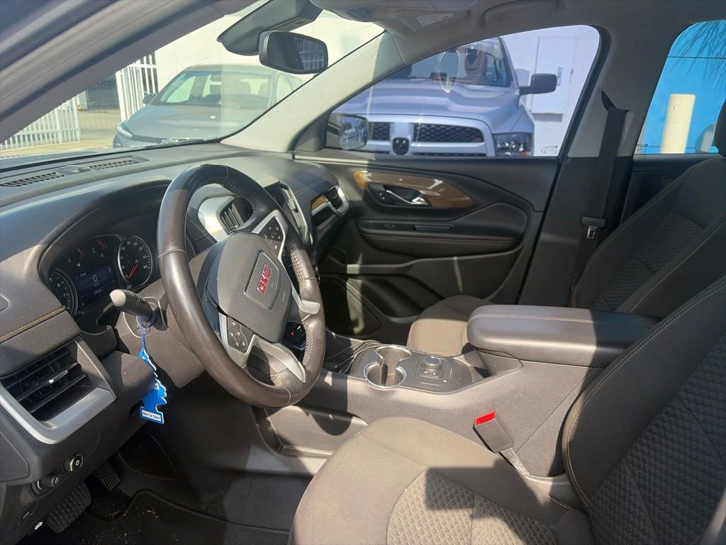 Used 2020 GMC Terrain SLE w/ Elevation Edition FWD image 13