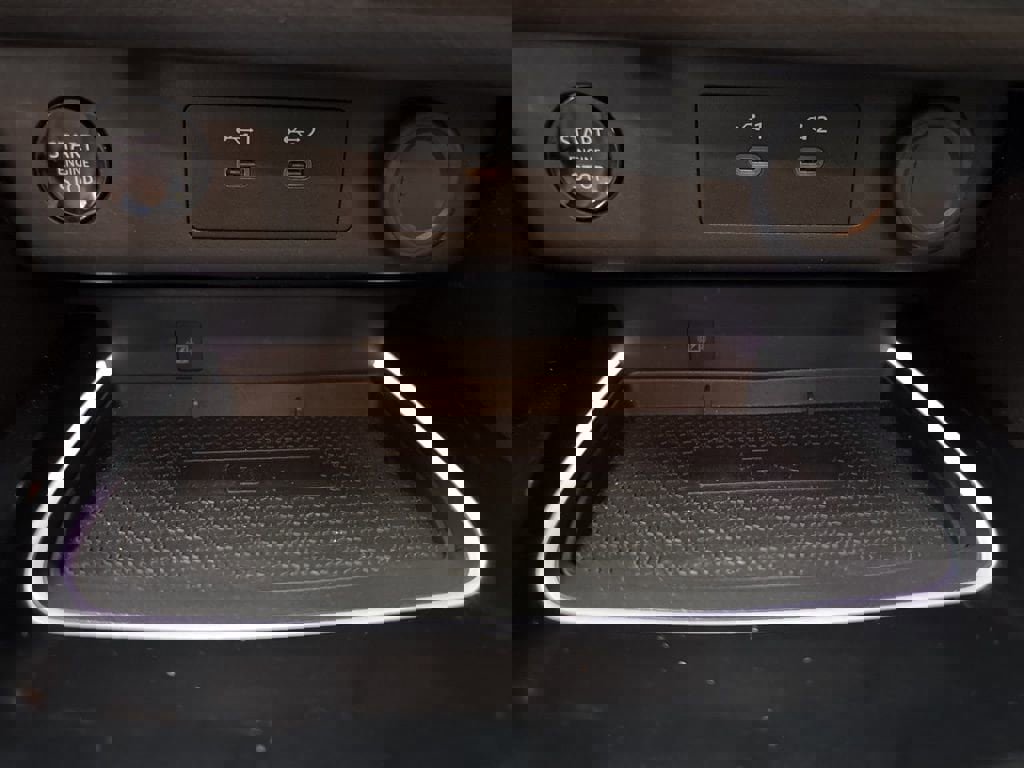 Used 2024 Nissan Rogue SL image 34