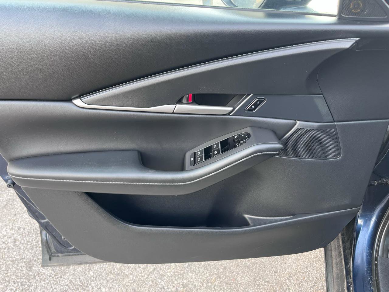 Used 2021 MAZDA CX-30 AWD 2.5 S w/ Select Package image 21