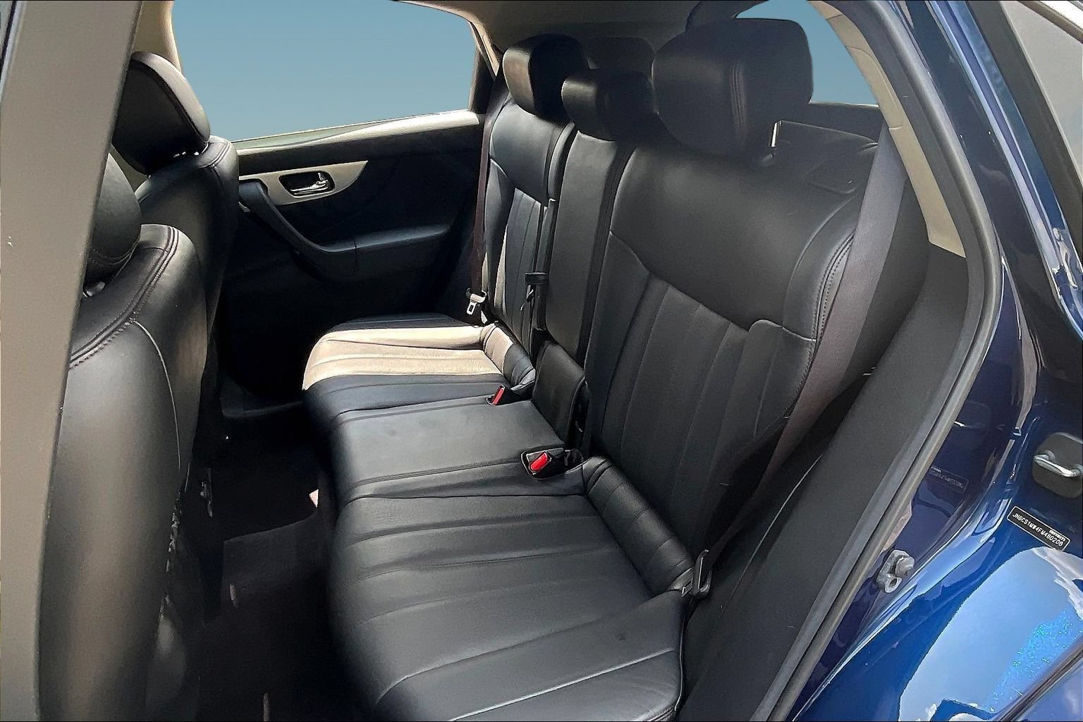 Used 2015 INFINITI QX70 AWD w/ Premium Package image 21