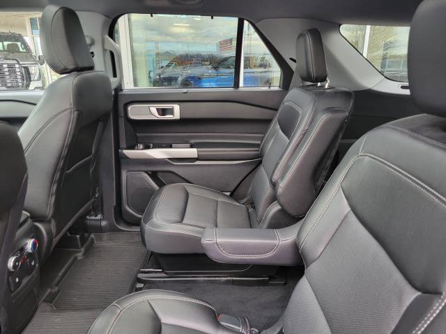 Used 2022 Ford Explorer Limited w/ Equipment Group 301A image 23