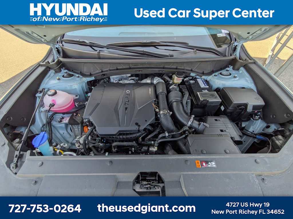 Used 2025 Hyundai Santa Cruz Limited image 14