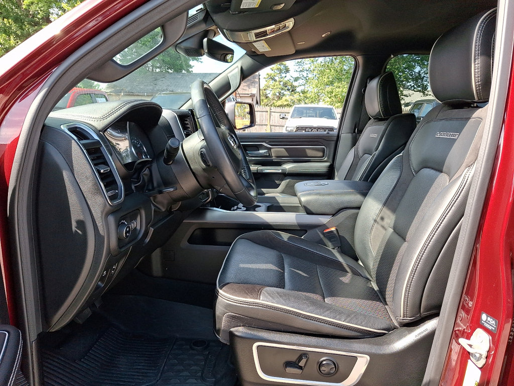 Used 2023 RAM 1500 Laramie AWD/4WD image 23