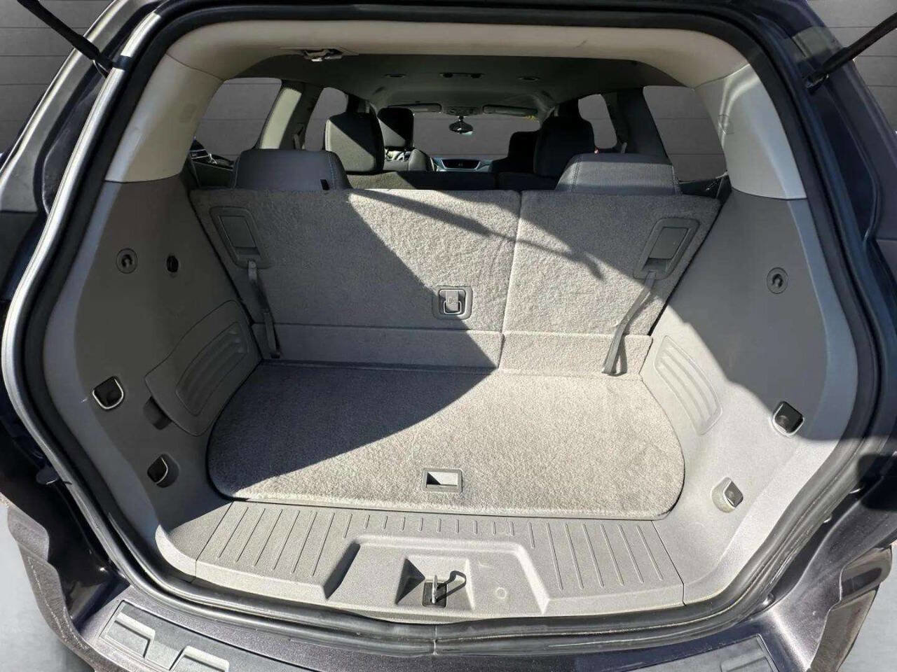 Used 2016 Chevrolet Traverse LS image 6