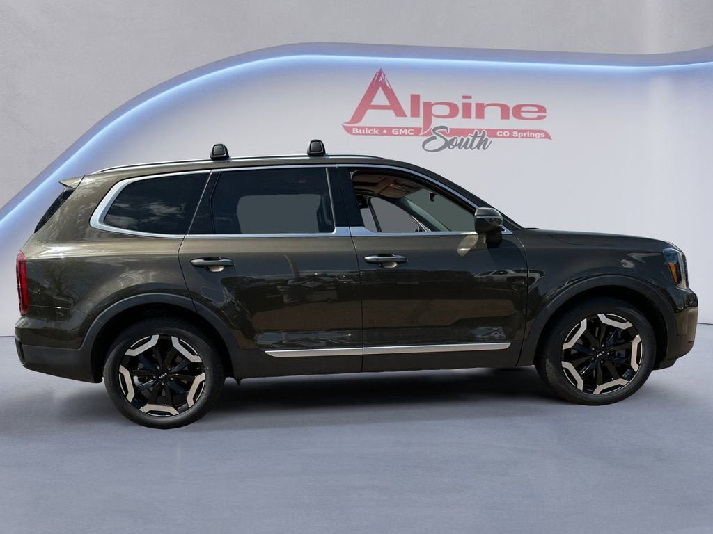 Used 2025 Kia Telluride S AWD/4WD image 6