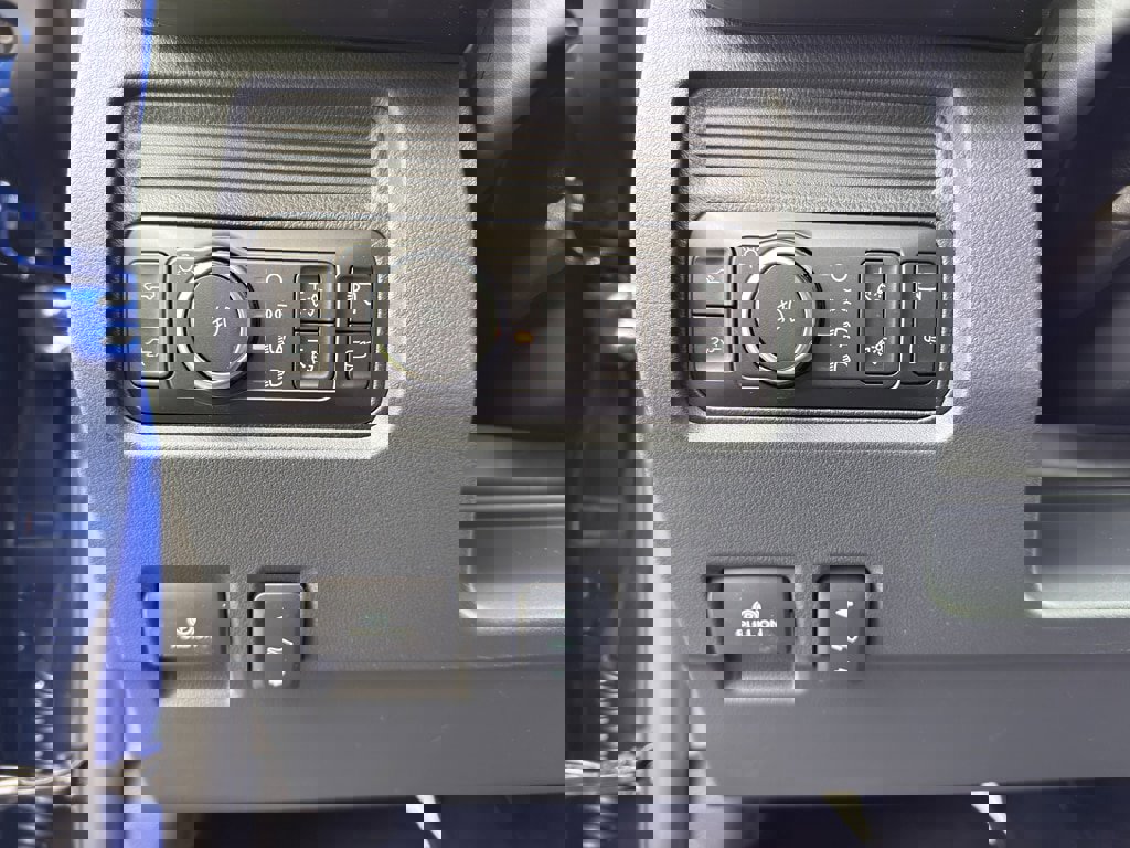 New 2026 Ford F350 Lariat w/ Tremor Off-Road Package image 18